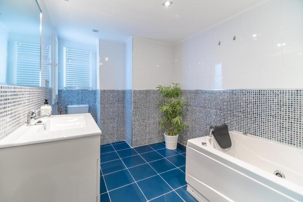 Ferienwohnung Vivienda En El Casco Antiguo De Castro Urdiales Exterior foto